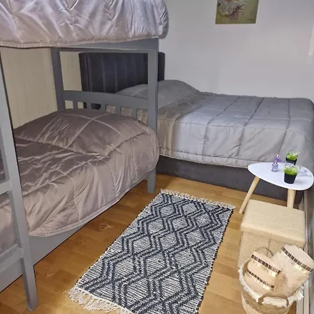 Waterfall Theth בית הארחה Grunas