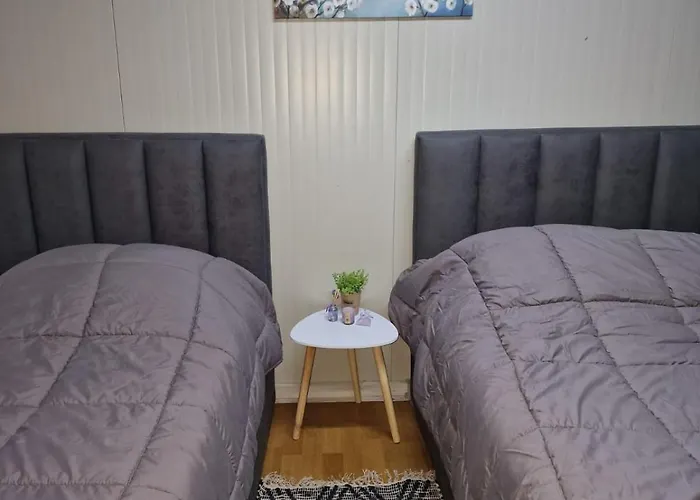 Guest house Waterfall Theth Grunas