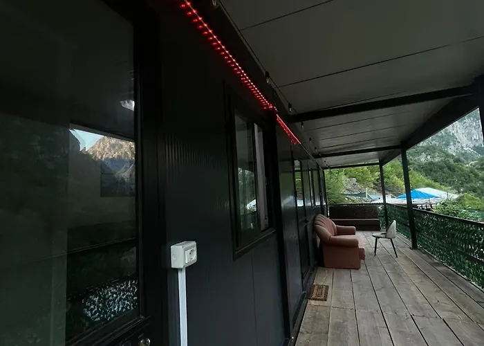 Waterfall Theth * Grunas