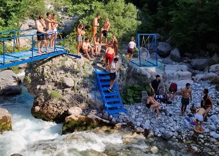 Waterfall Theth * Grunas