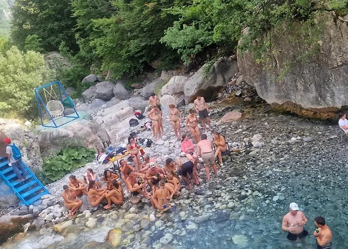 Waterfall Theth Guest house Grunas